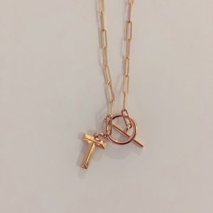 Anthropologie Chubby Toggle Monogram Necklace “T”
